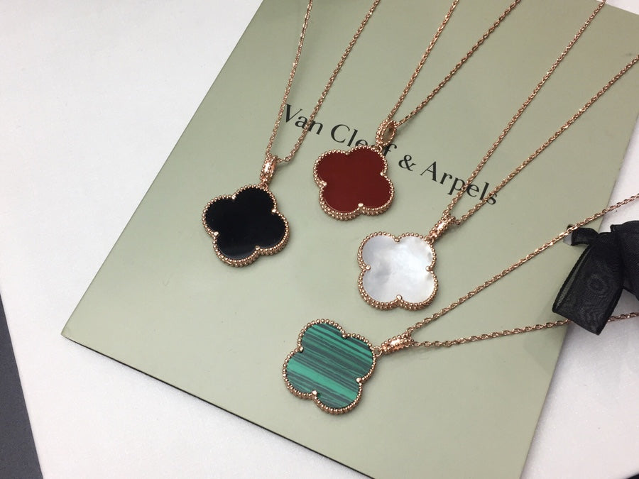 VAN CLEEF & ARPELS Four-Leaf Clover Long Necklace