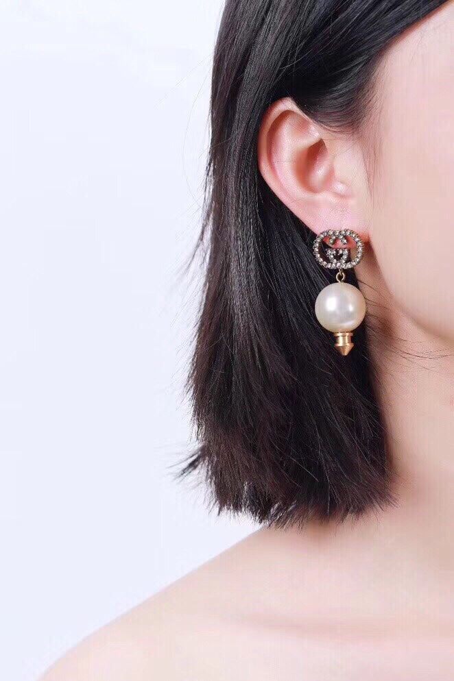 GUCCI P65 Pearl Earrings