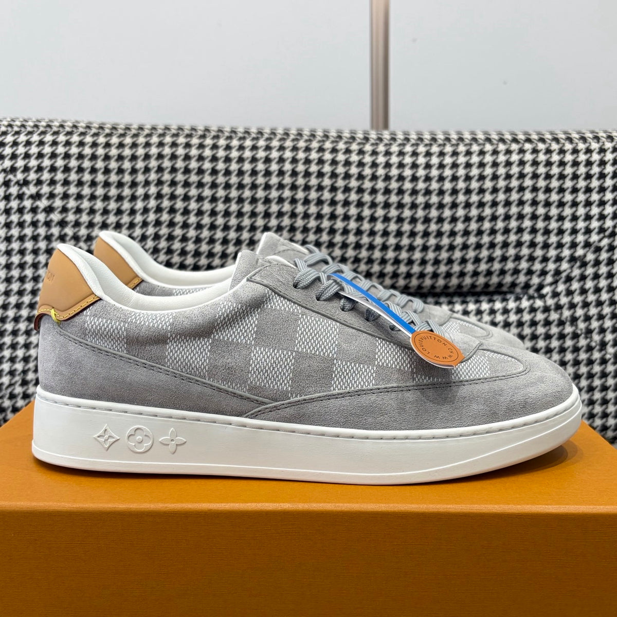 LV Monogram Low-Top Casual Sneakers