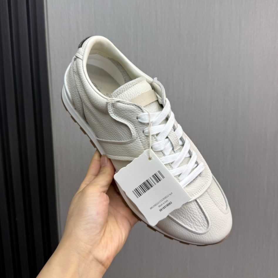 BC  casual shoes
