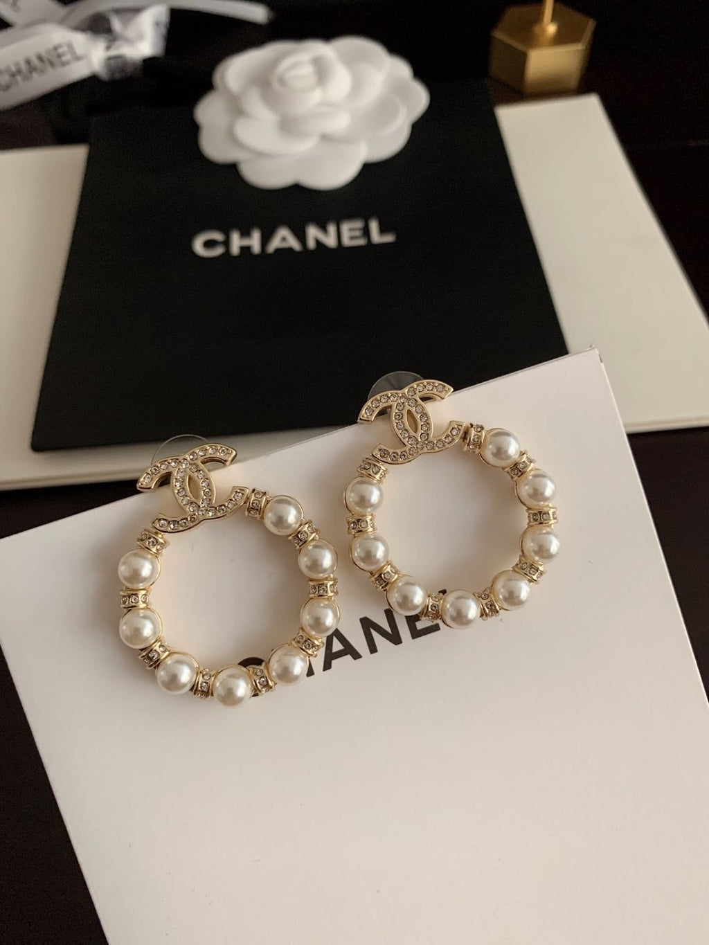 P65 Pearl Earrings