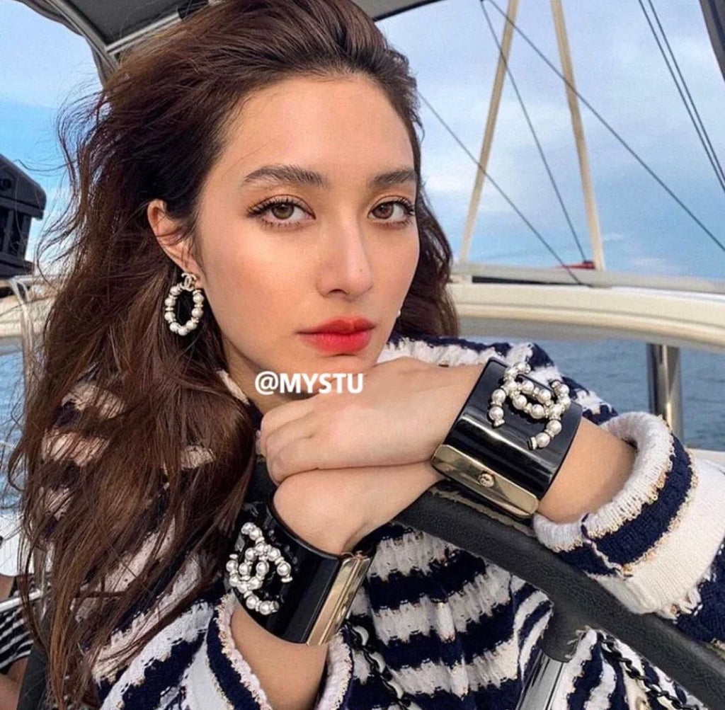 P65 Pearl Earrings