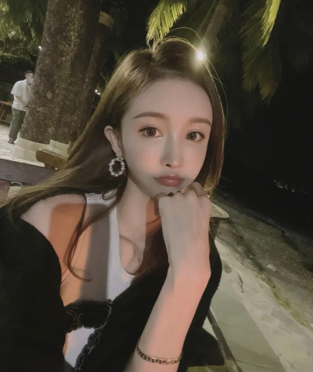 P65 Pearl Earrings