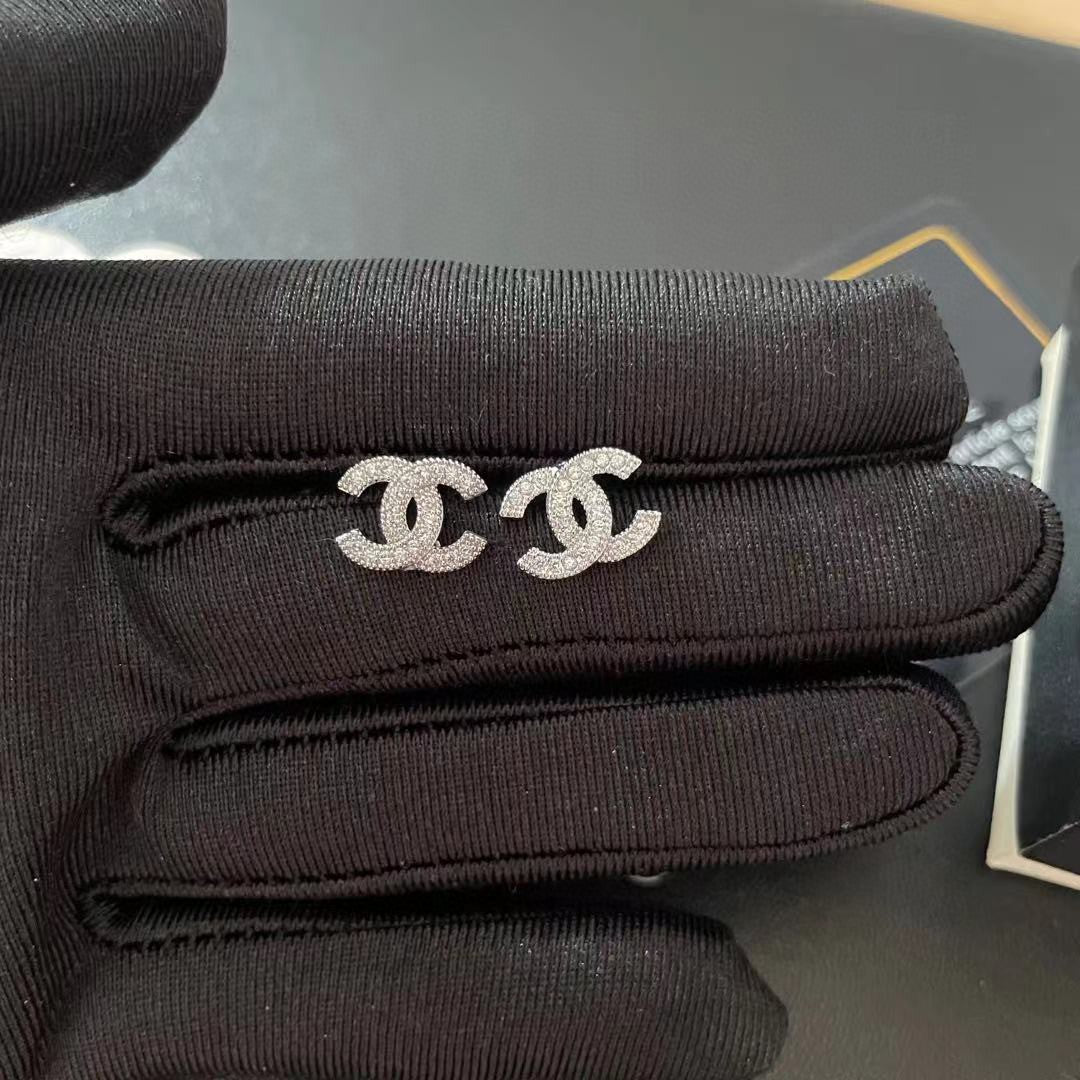 CHANEL P45 Earrings