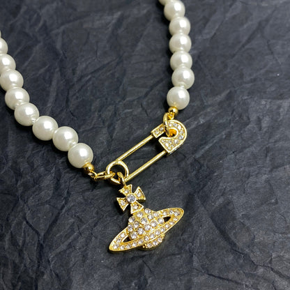 Vivienne Westwood Minimalist Pearl Necklace