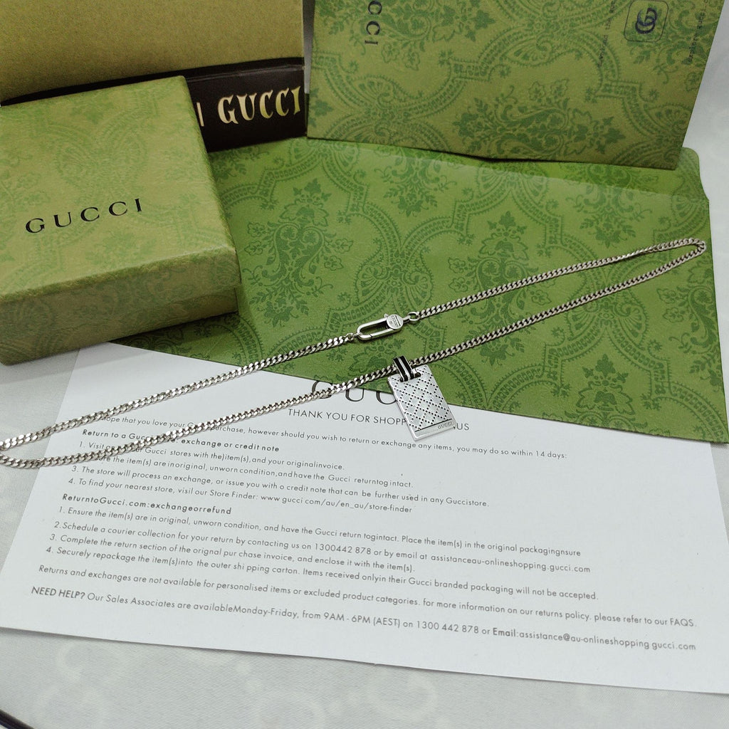 GUCCI Enamel Vintage Necklace