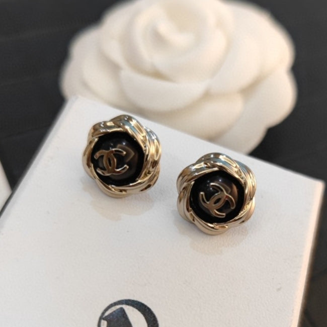 CHANEL Pearl Earrings