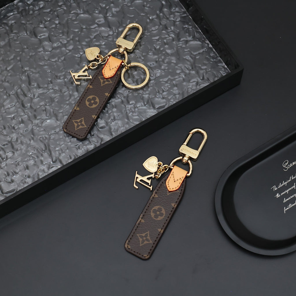 LOUIS VUITTON Keychain