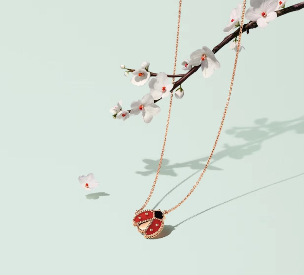 VAN CLEEF & ARPELS Necklace