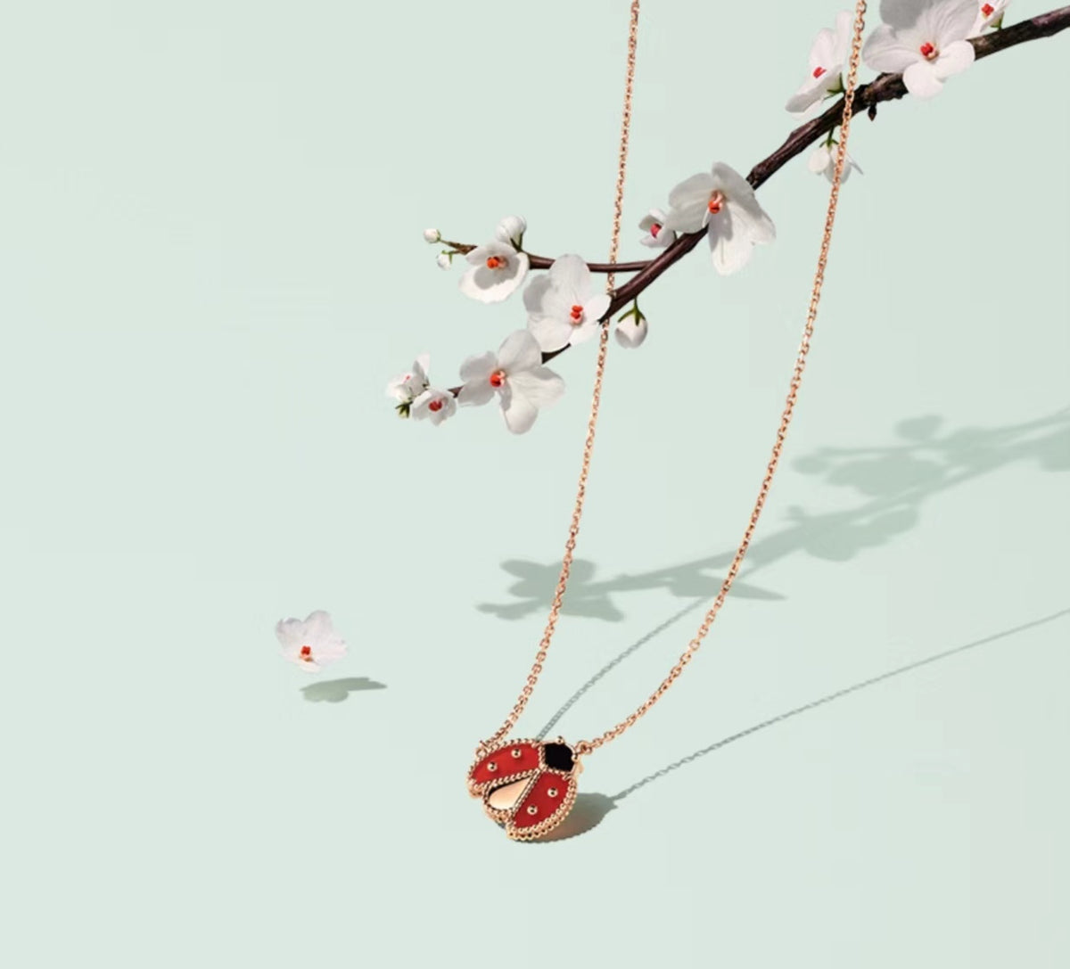 VAN CLEEF & ARPELS Necklace