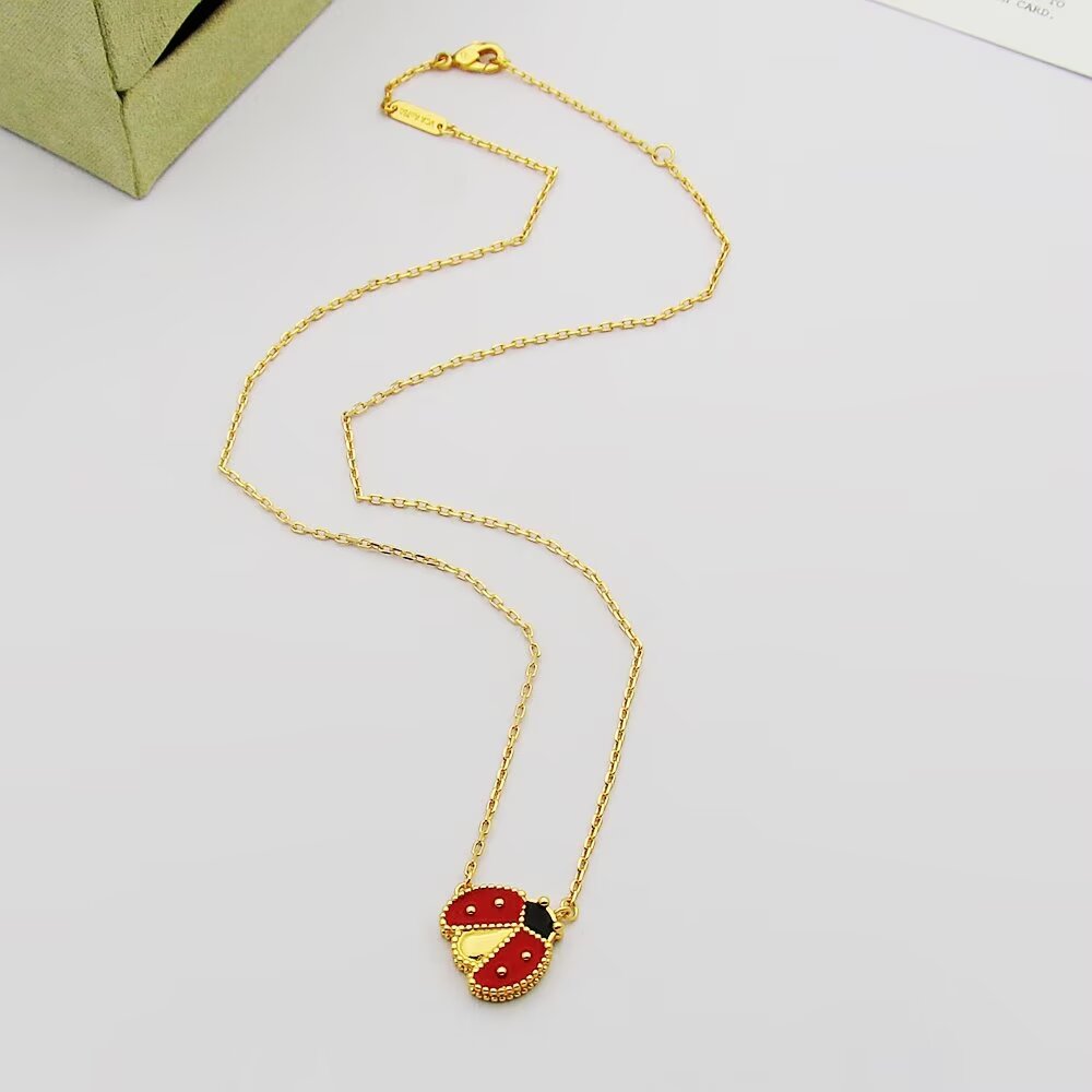 VAN CLEEF & ARPELS Necklace