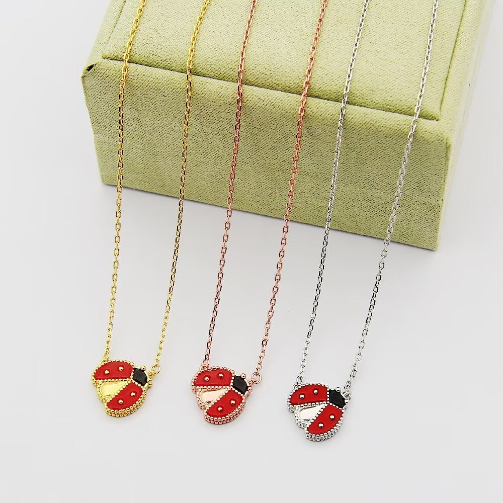 VAN CLEEF & ARPELS Necklace
