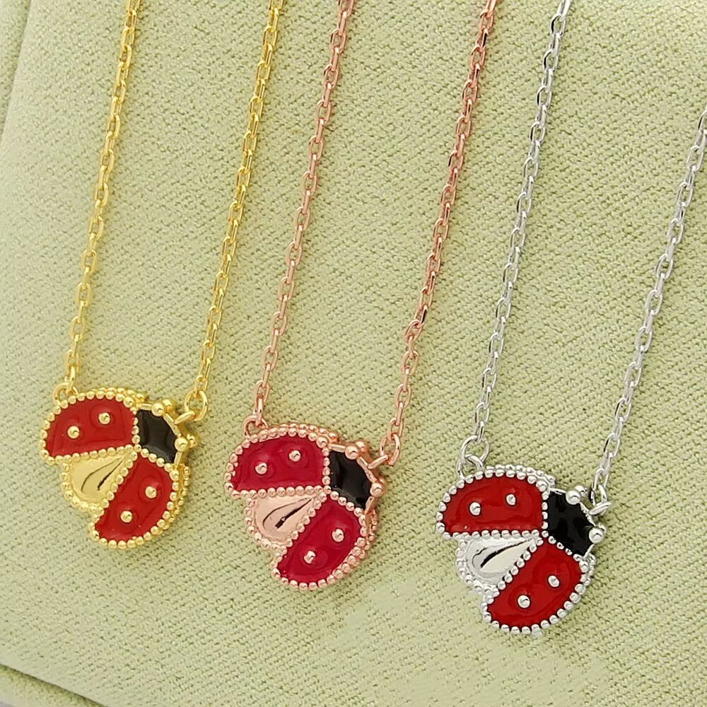 VAN CLEEF & ARPELS Necklace