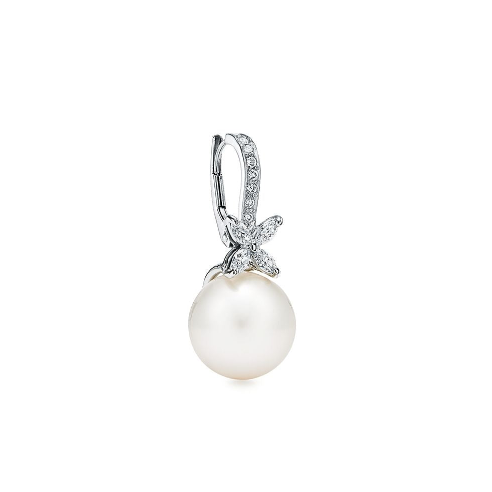TIFFANY & CO. Pearl Earrings