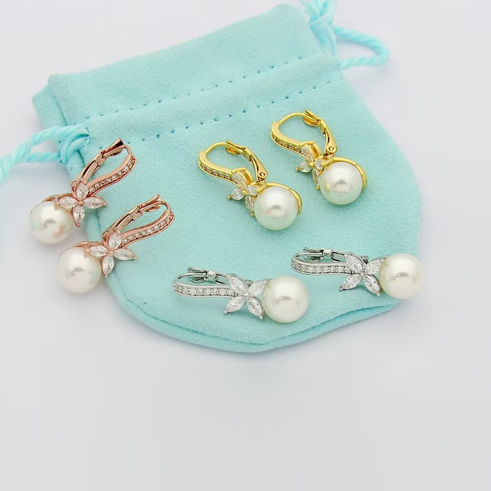 TIFFANY & CO. Pearl Earrings