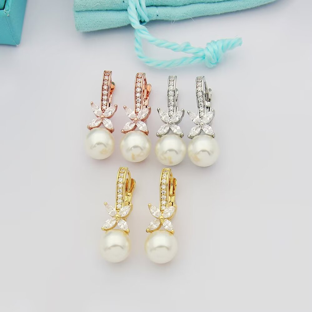 TIFFANY & CO. Pearl Earrings