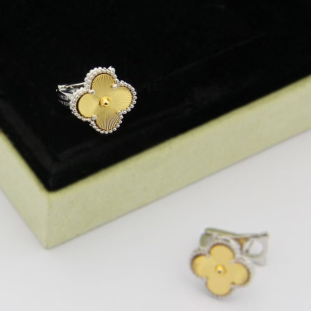 Four-Leaf Clover Bracelet