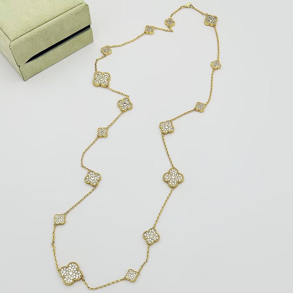 VAN CLEEF & ARPELS Crystal Four-Leaf Clover Necklace