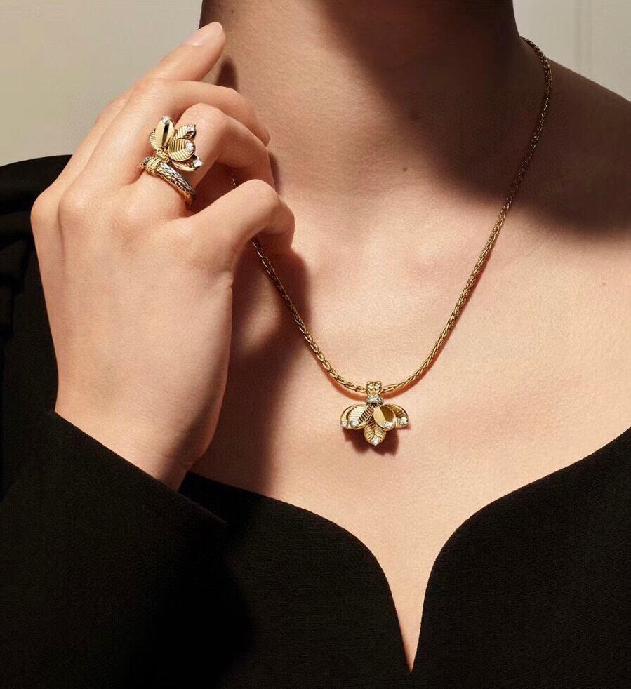 CARTIER Crystal Gold-Tone Necklace
