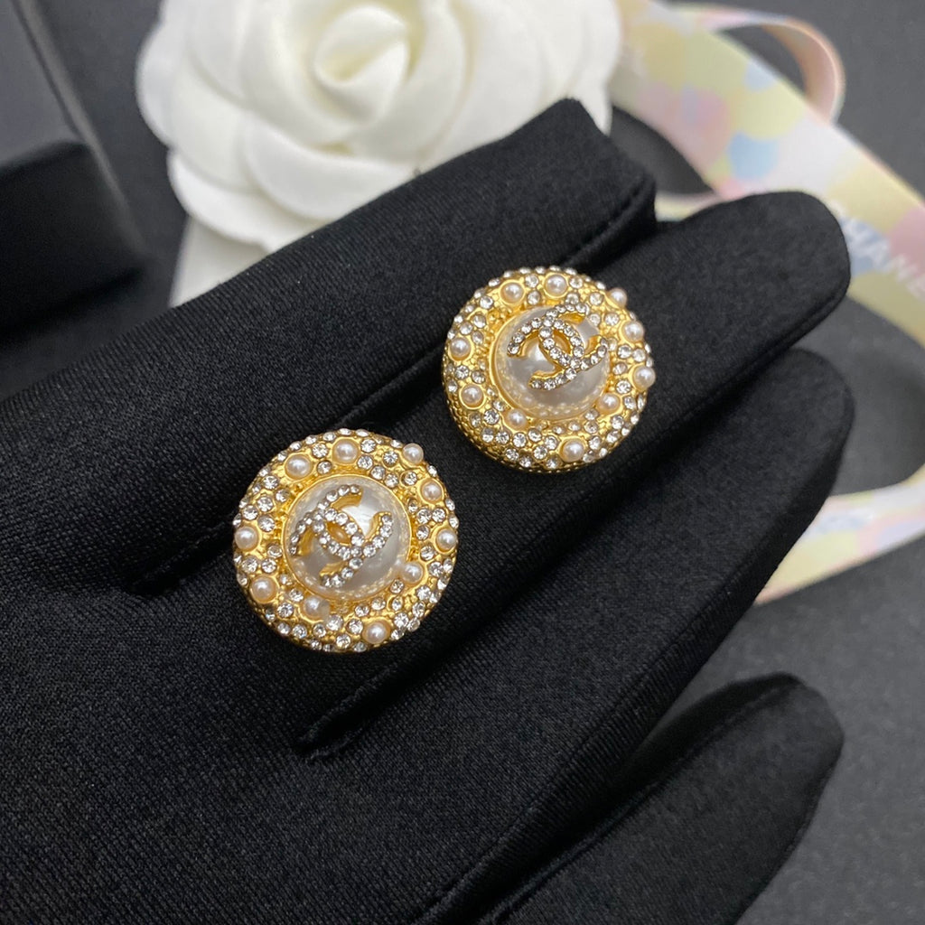 CHANEL Pearl Earrings