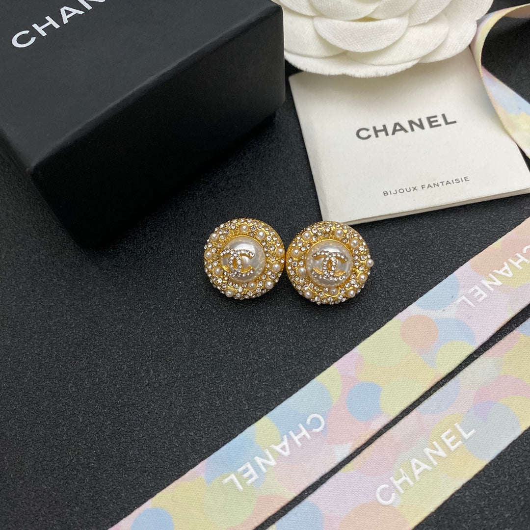 CHANEL Pearl Earrings
