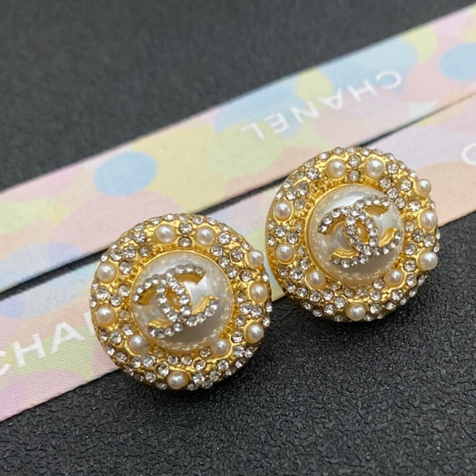 CHANEL Pearl Earrings