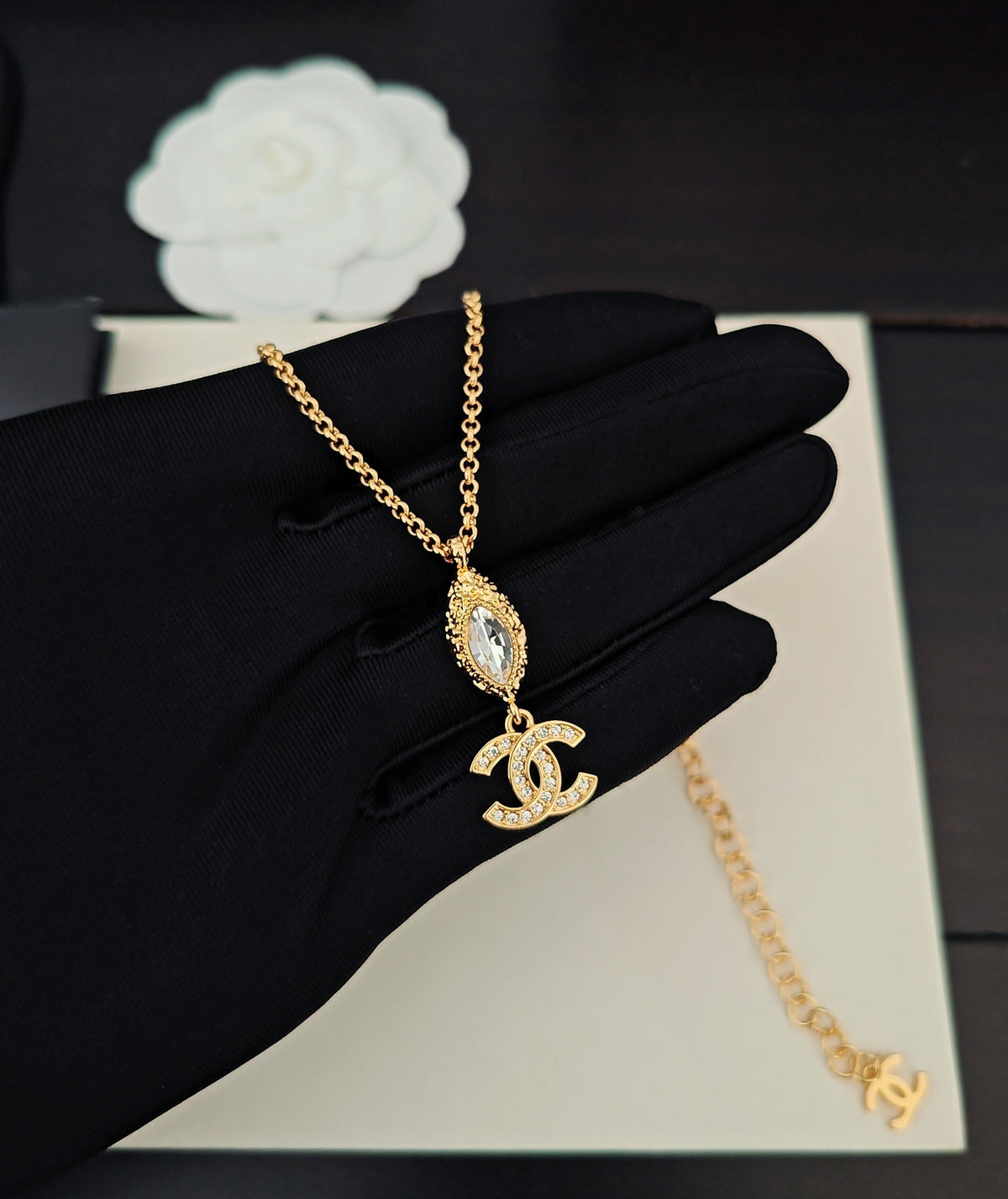 P60 Crystal Necklace