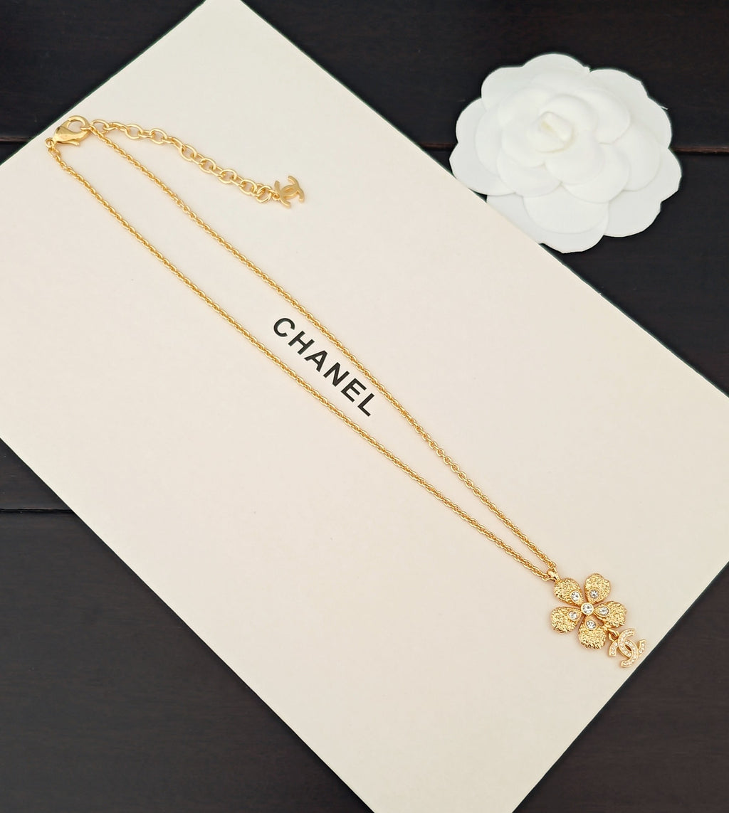 P70 Necklace