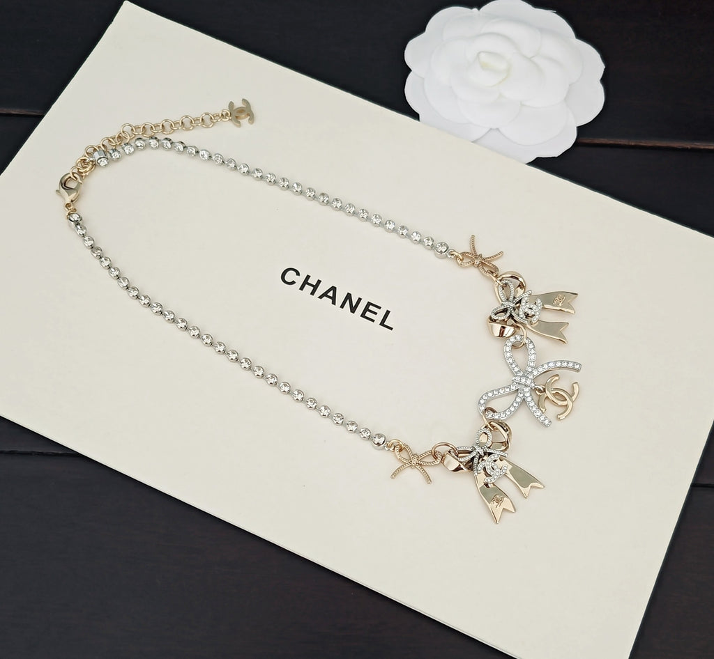 P100 Bow Necklace