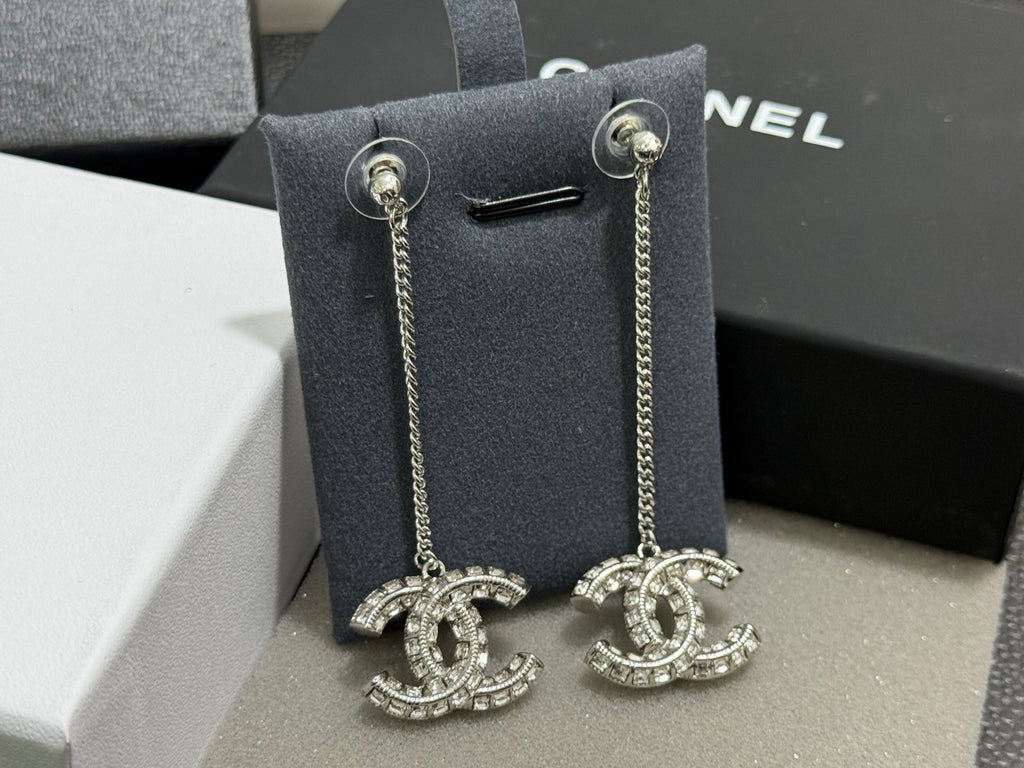 CHANEL P60 Earrings