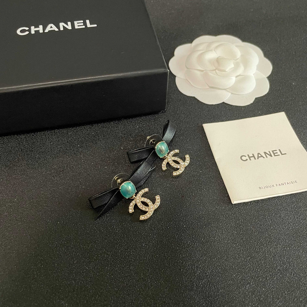 CHANEL P90 Double-C Bow Earrings