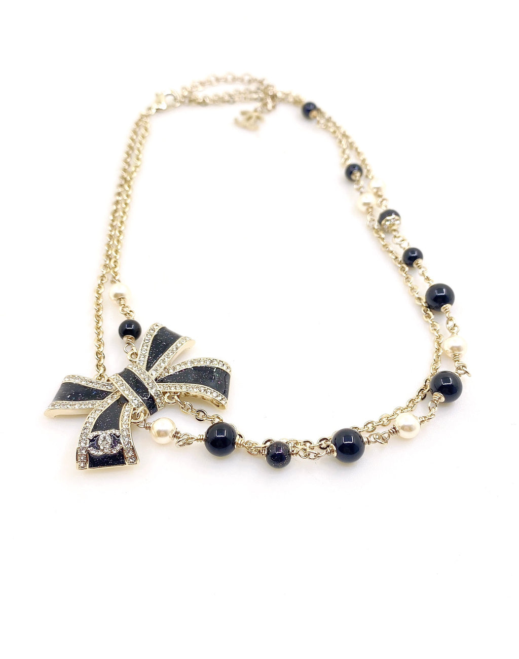 Bow Necklace