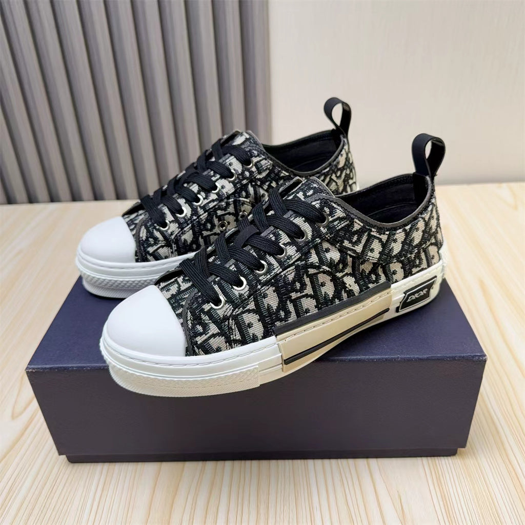 Dior DIOR Sneakers #425