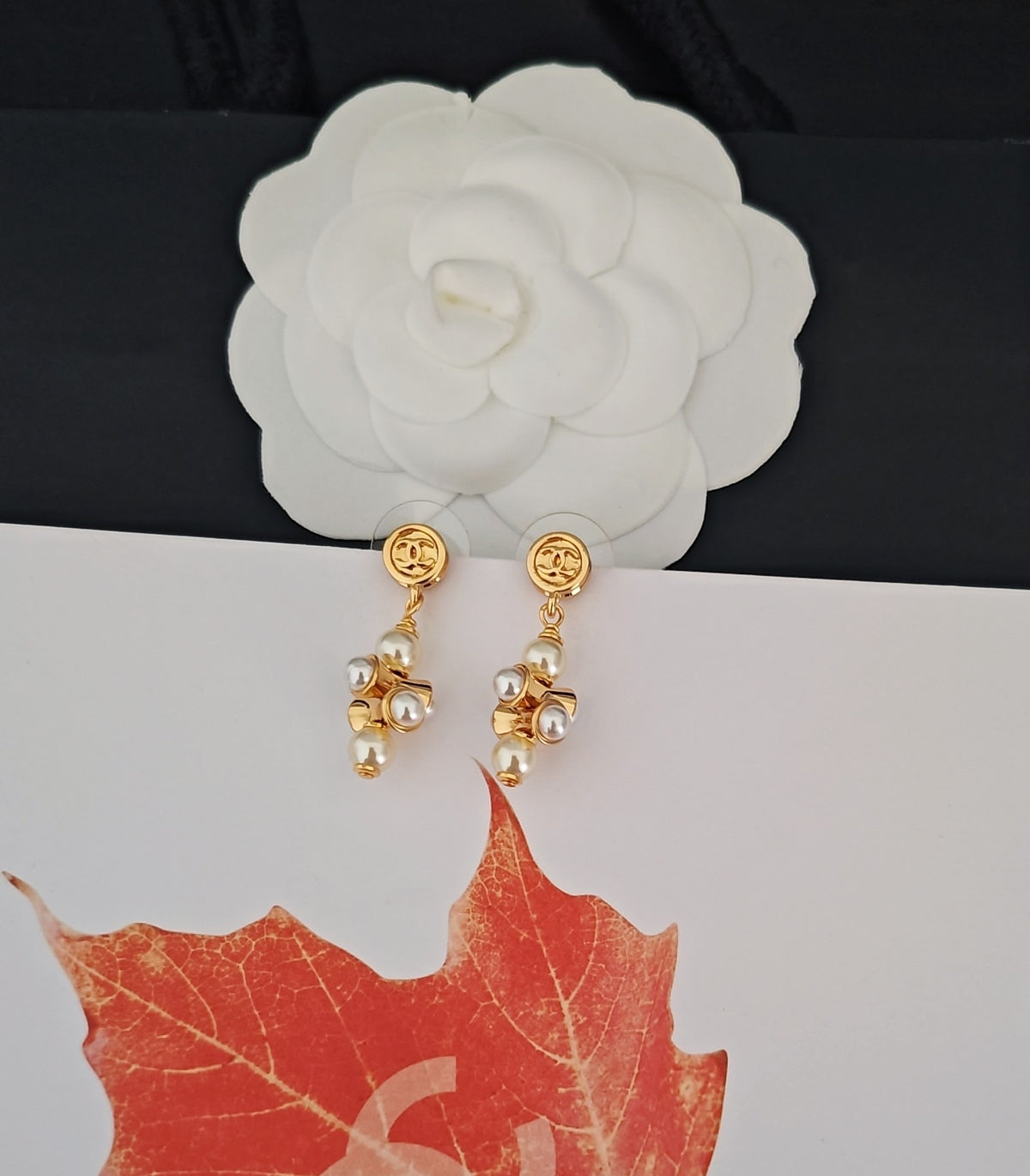 P55 Pearl Earrings