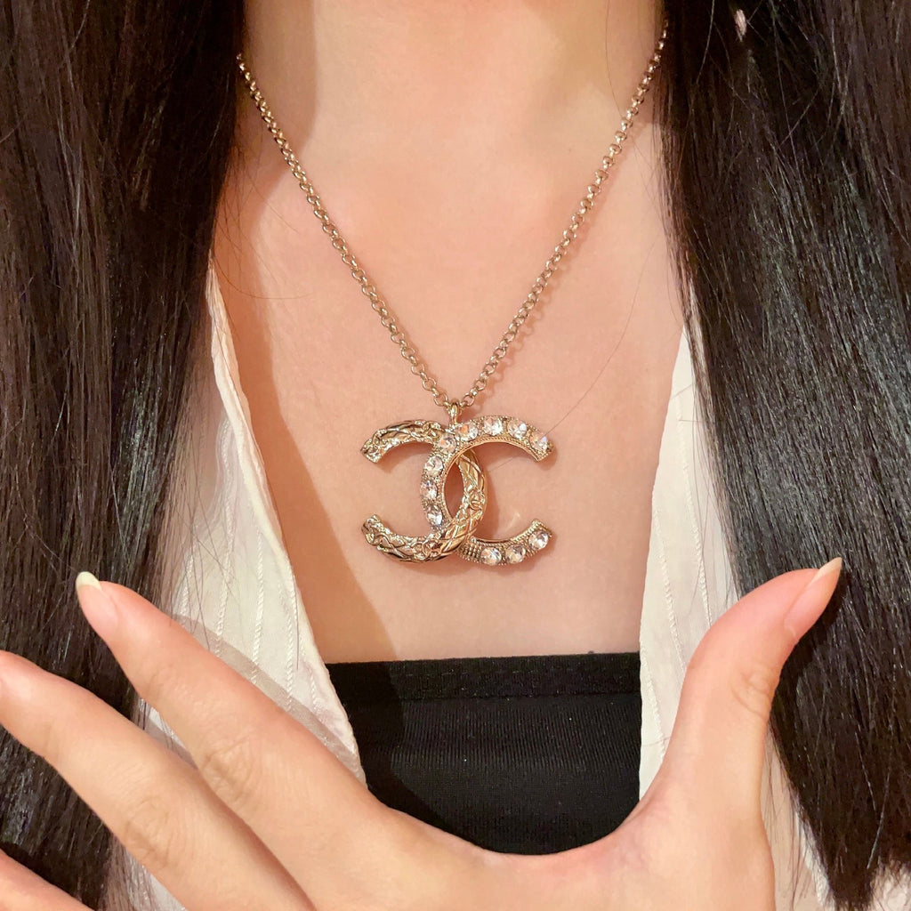 CHANEL P80 Vintage Necklace