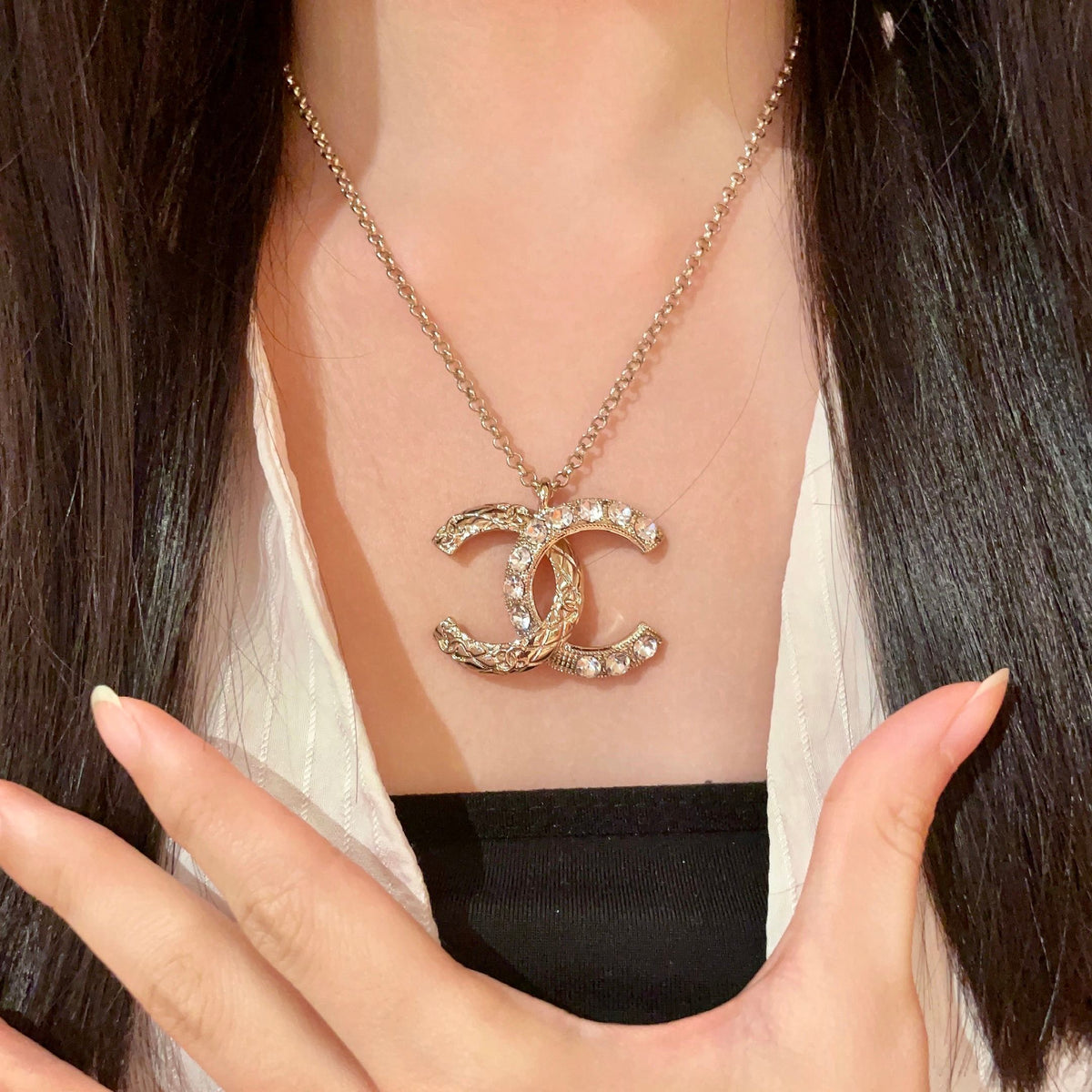 CHANEL P80 Vintage Necklace
