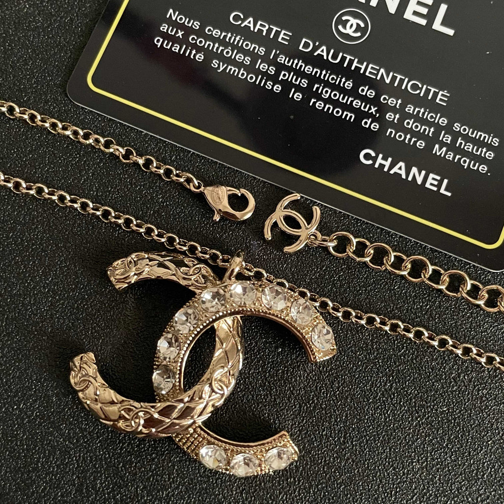 CHANEL P80 Vintage Necklace