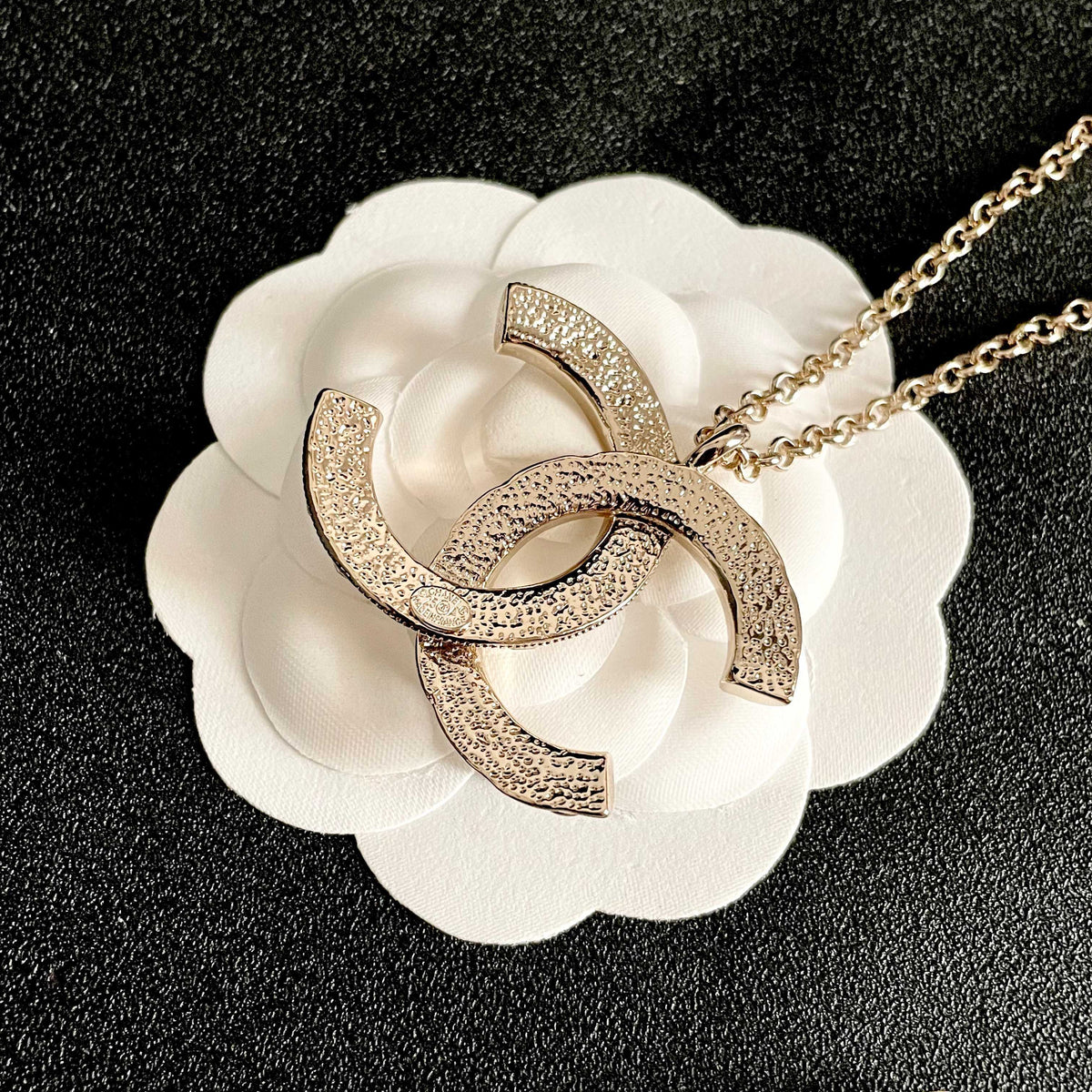 CHANEL P80 Vintage Necklace