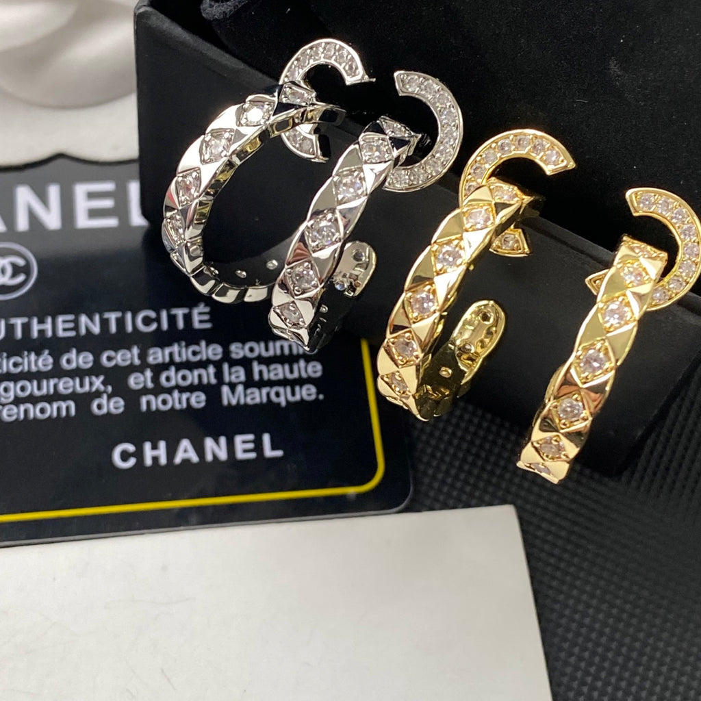 CHANEL Double-C Earrings