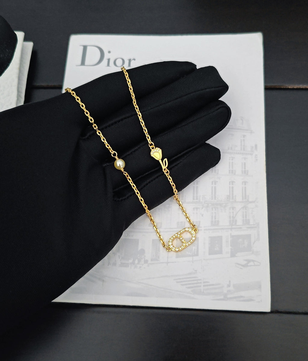 P55 Crystal Necklace