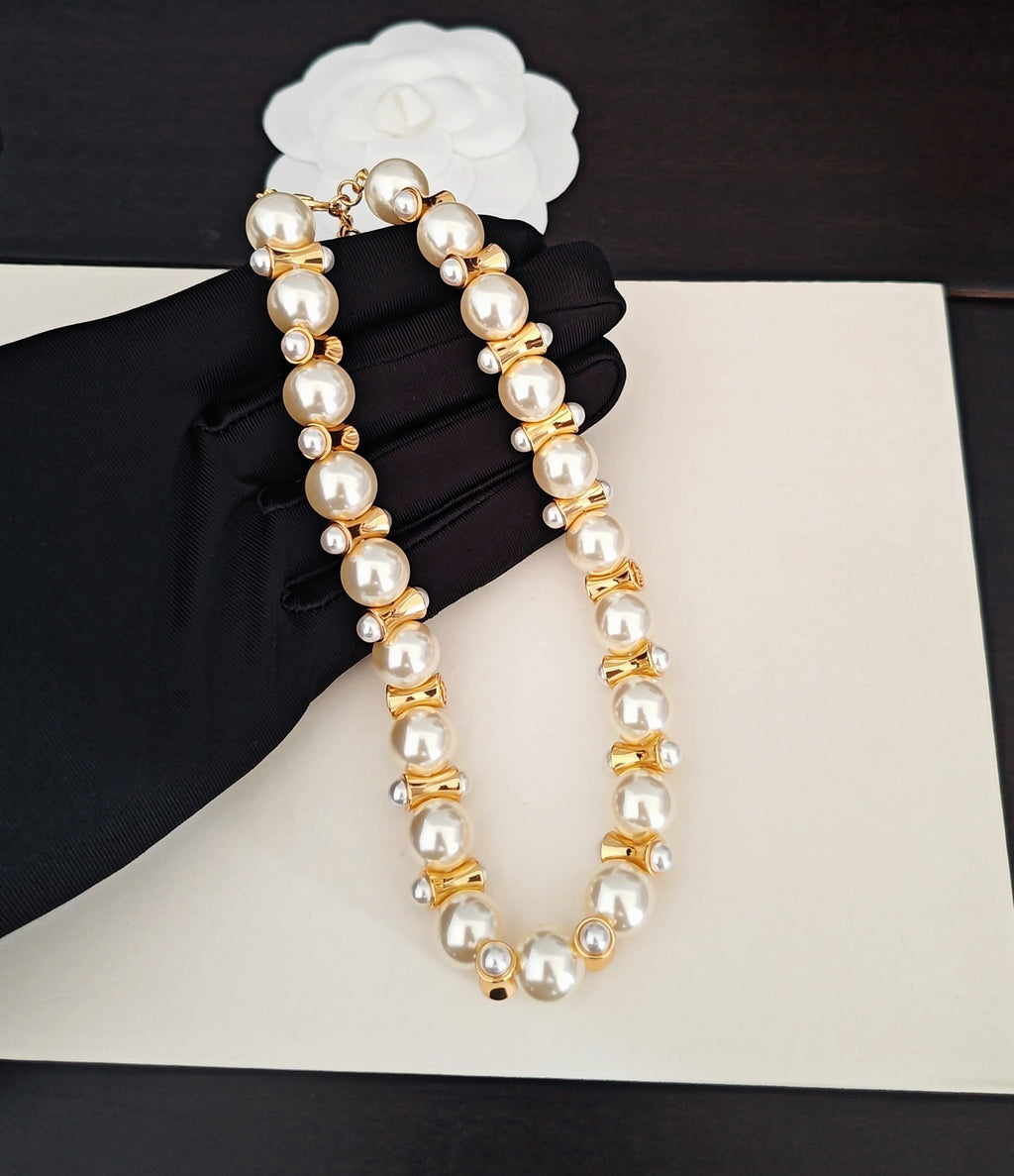 P110 Pearl Necklace