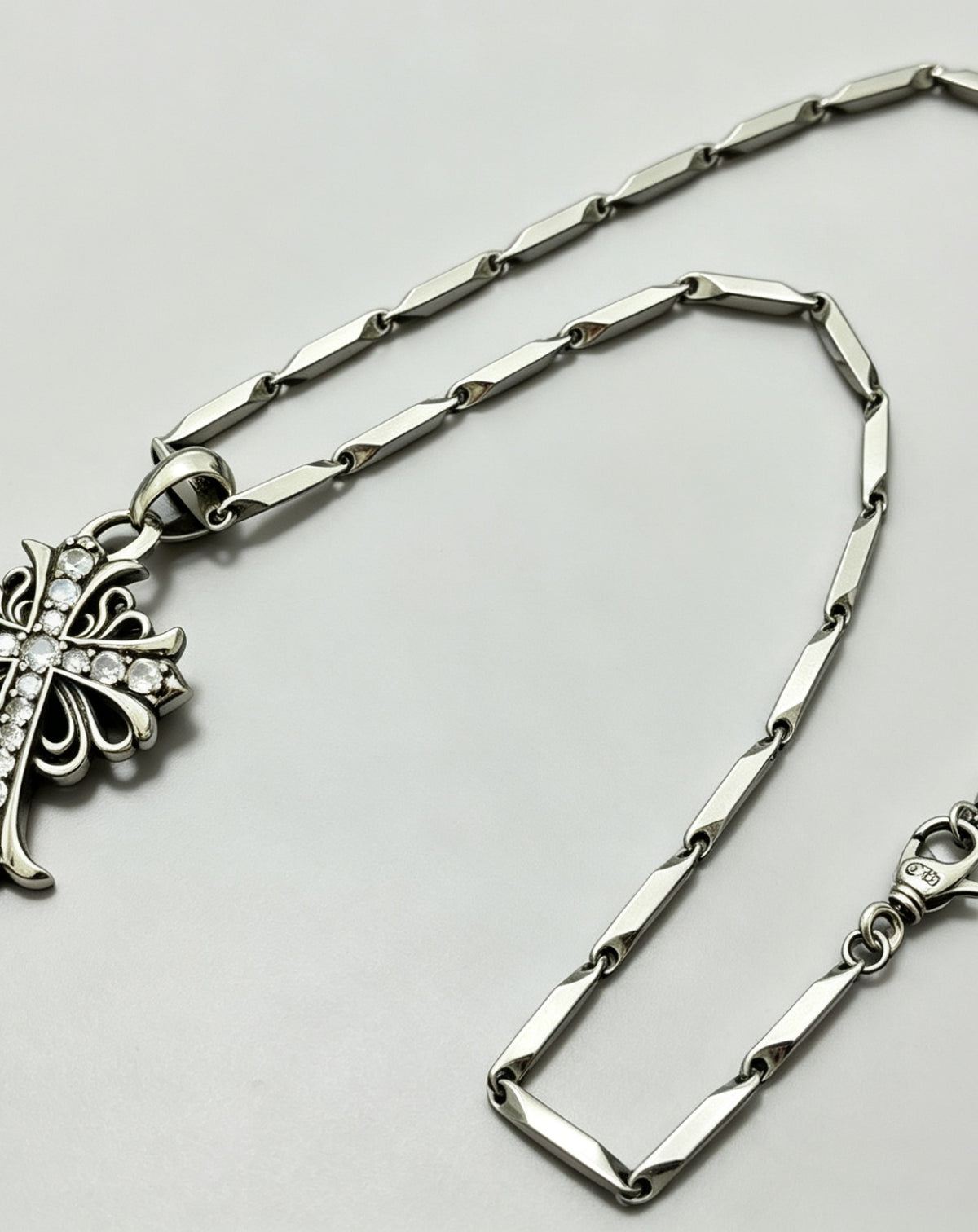 Crystal Vintage Pendant Necklace