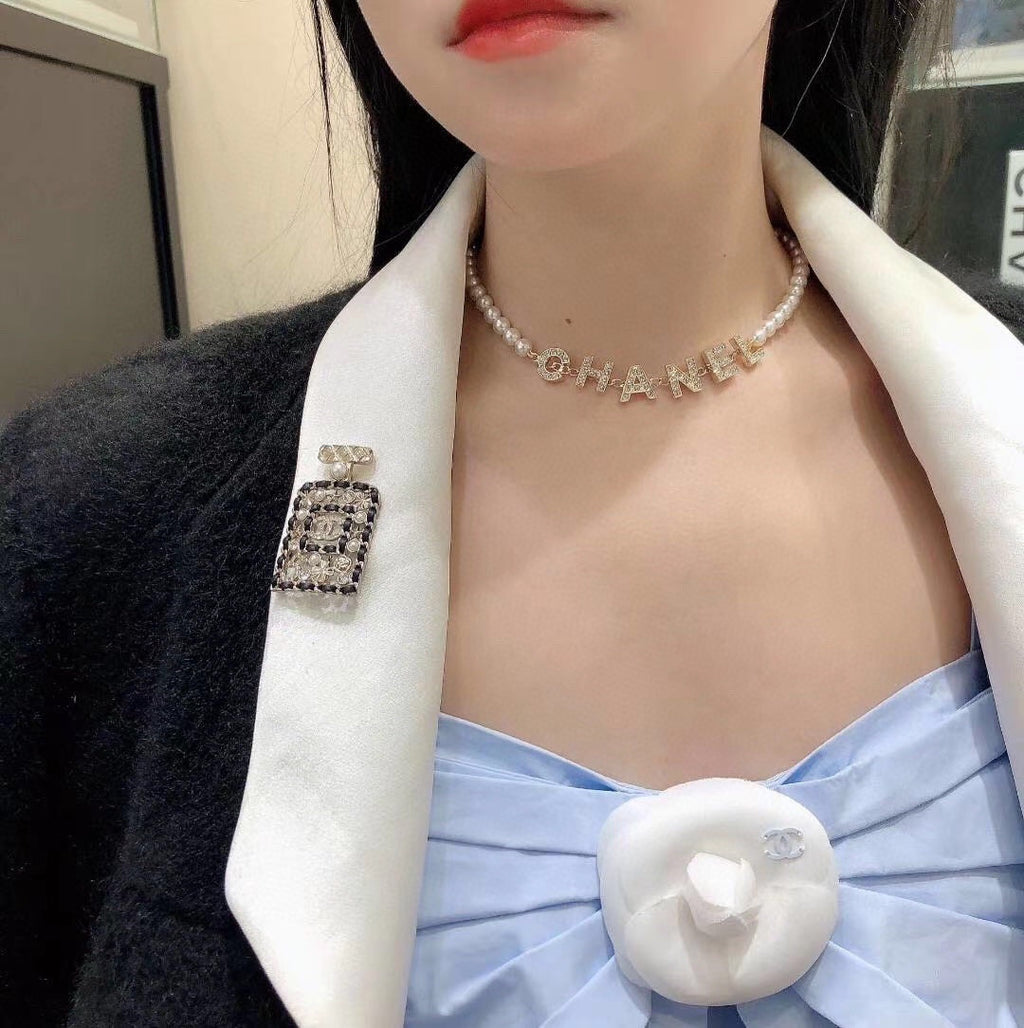 CHANEL Pearl Necklace