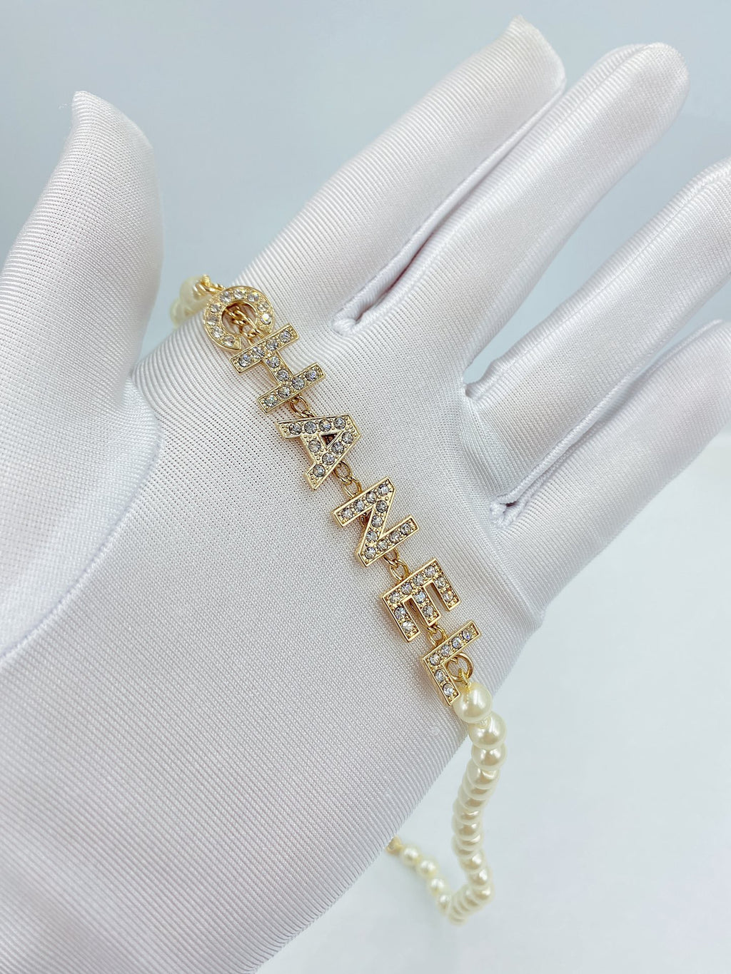 CHANEL Pearl Necklace