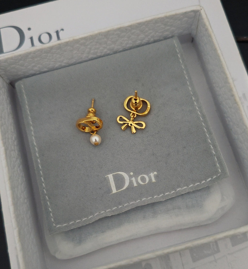 Pearl Bow Earrings