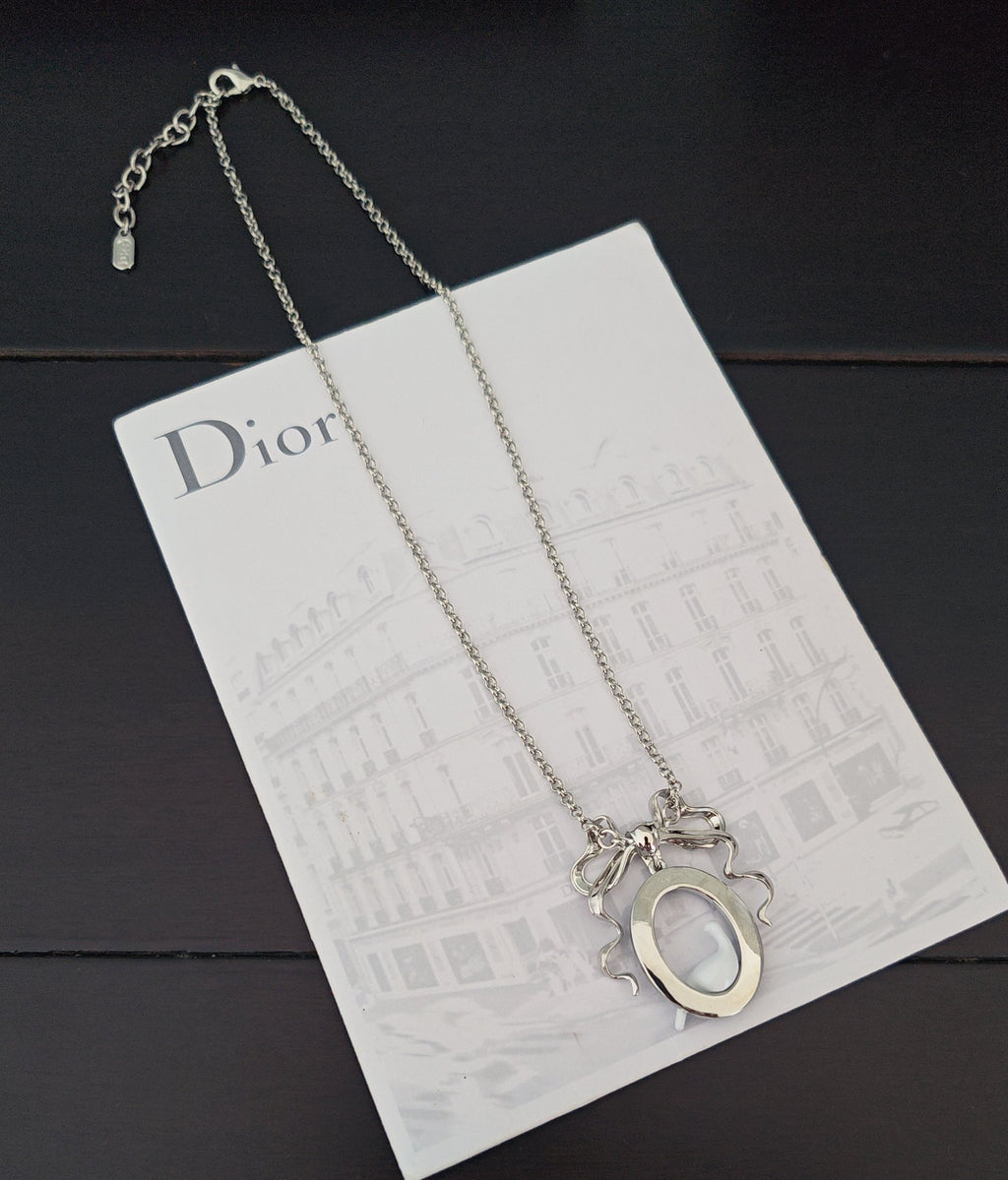 P70 Necklace