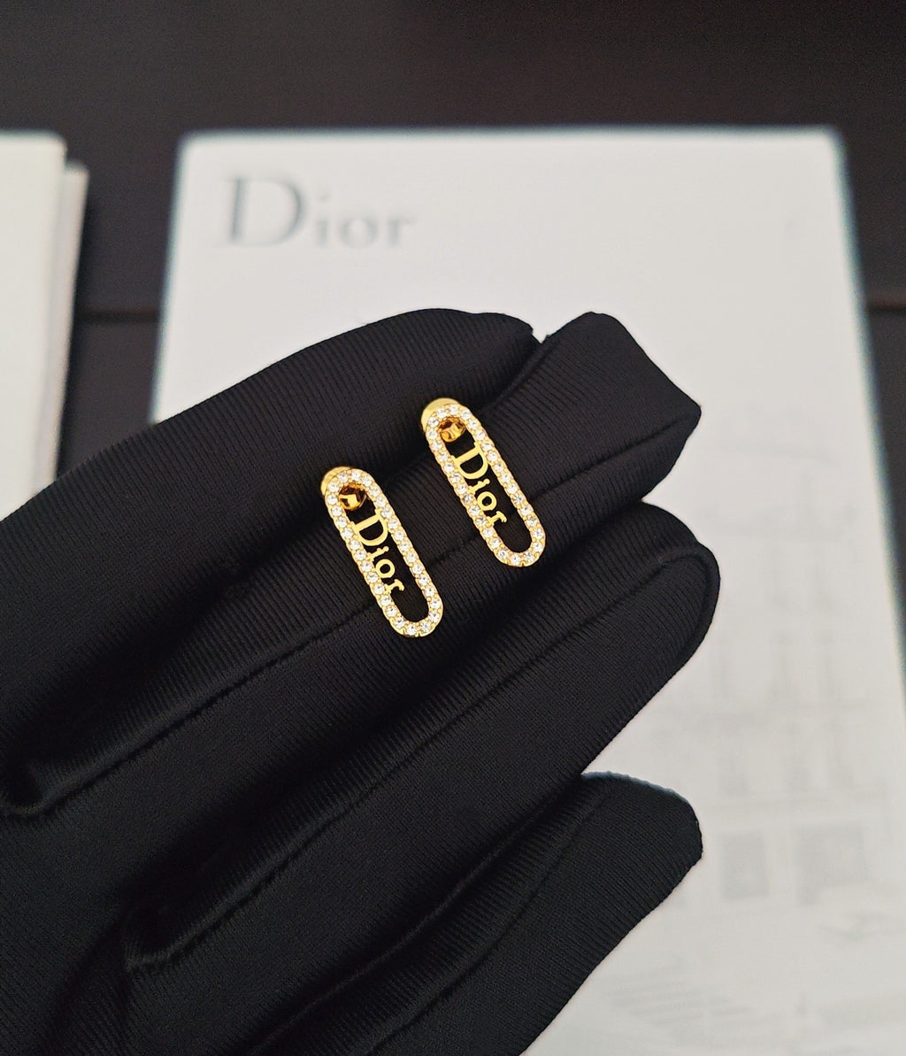 P55 Earrings