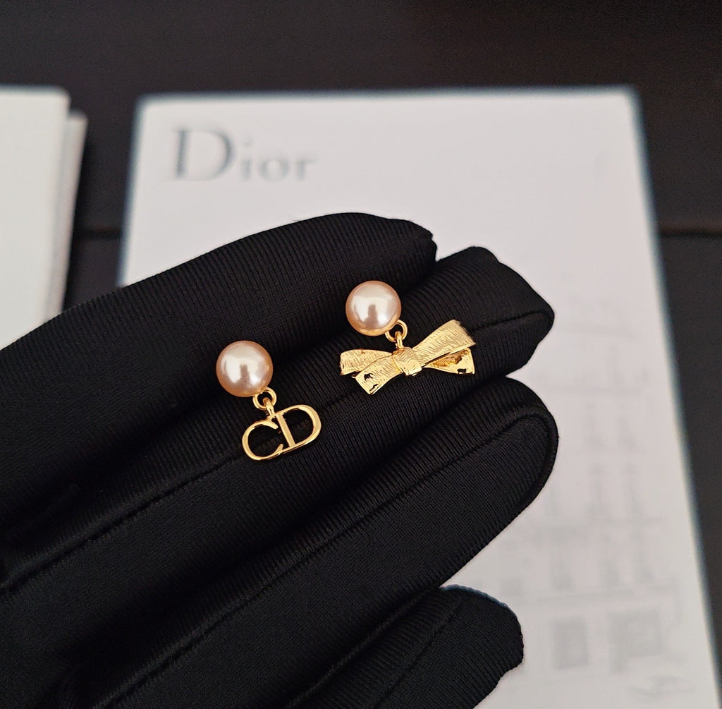 Bow Earrings