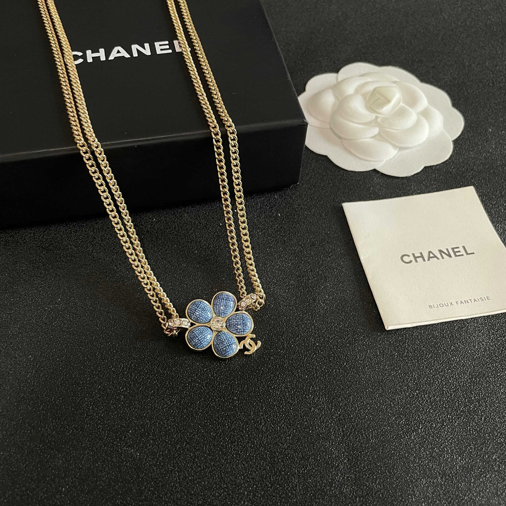 CHANEL P80 Vintage Necklace