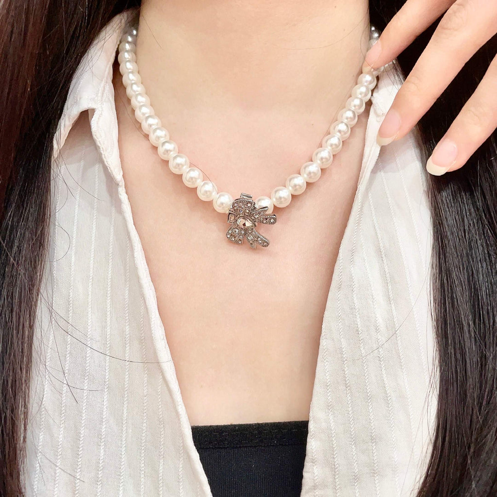 MIU MIU P80 Pearl Pendant Necklace